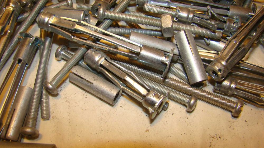 Kotwy budowlane -8 cm