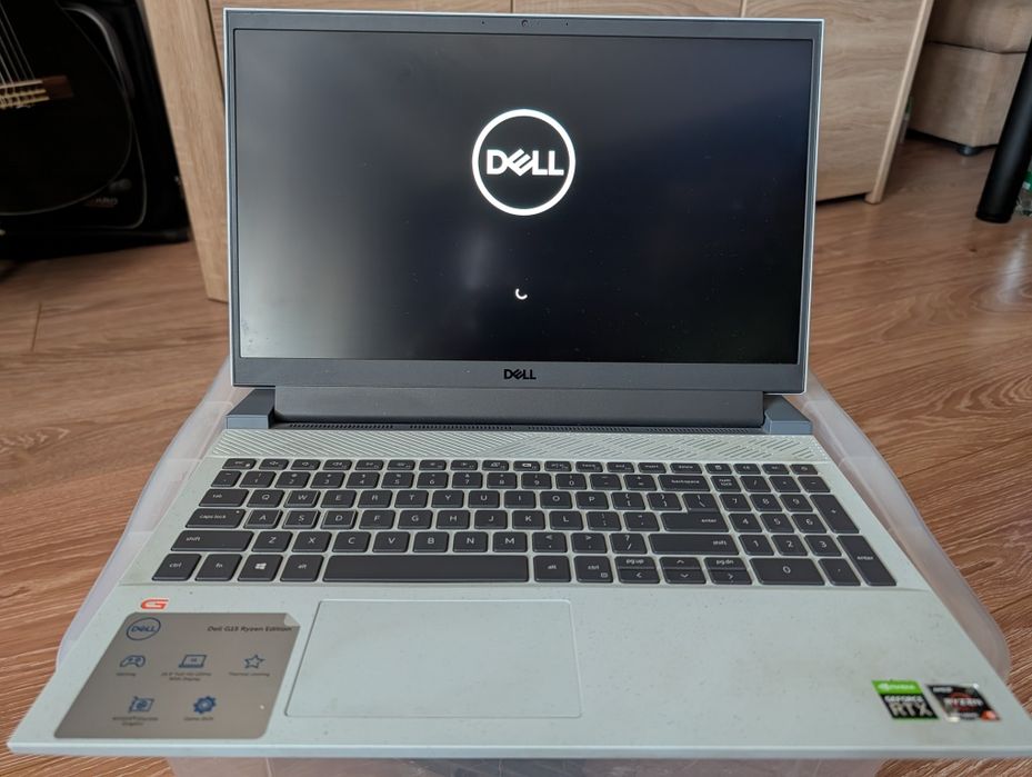 Laptop Dell G15 Ryzen Edition  ryzen 5 5600H rtx 3050 512GB 16GB Ram 15.6'