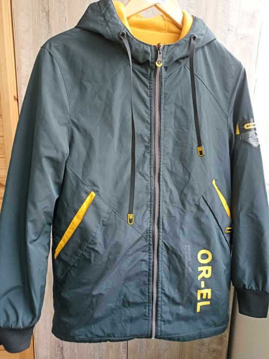 Продам куртку для хлопчика двостороння весна осінь