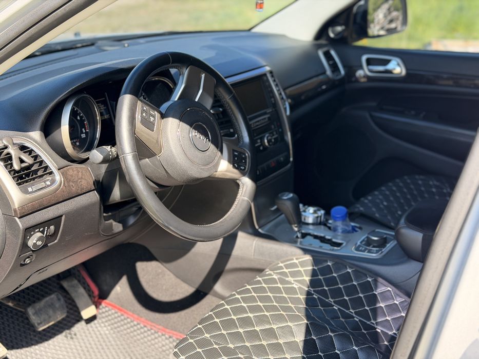 Jeep Grand Cherokee 2011 рік 3.0 дизель