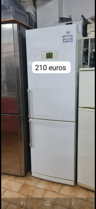 Varios frigoríficos em stock