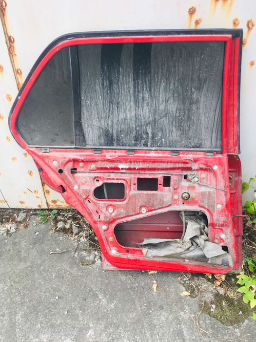 дверь задняя левая BMW E30 седан до 1990 (1 переход)