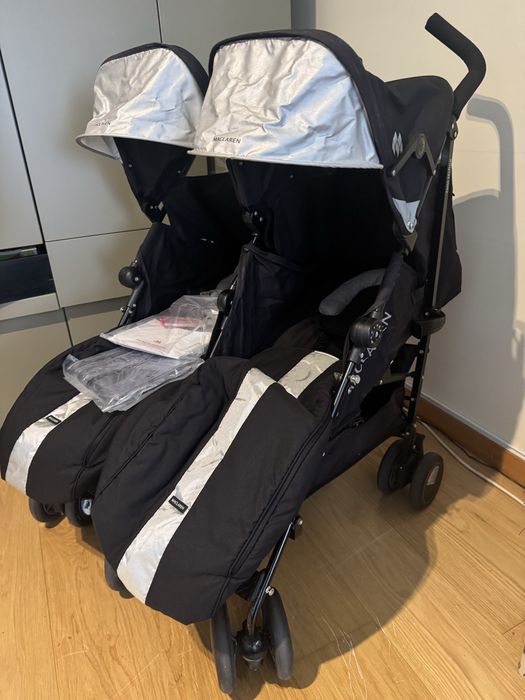 Carrinho passeio gemeos  MACLAREN twin techno