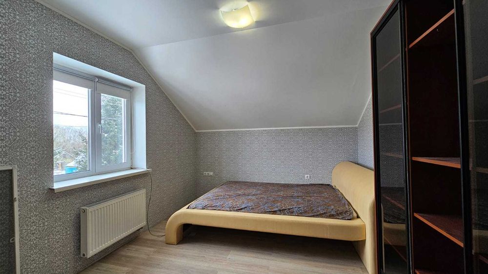 Продам сучасний будинок біля Києва в 10хв від метро Бориспільська. Газ