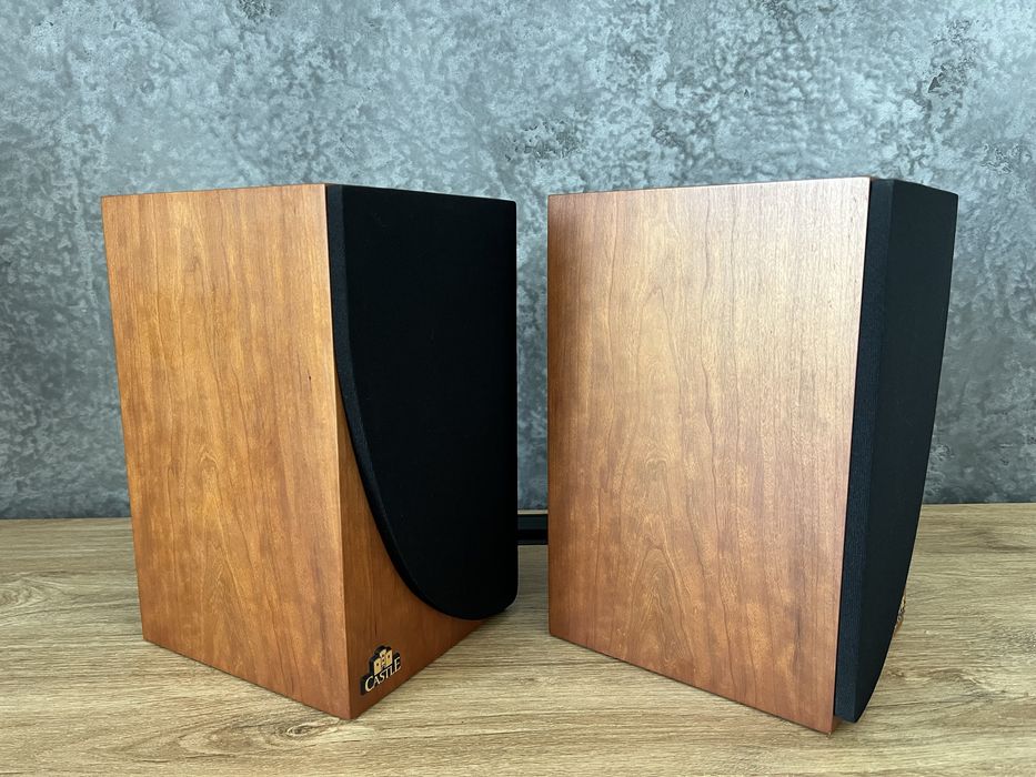 Акустическая система Castle Clifton 2 ( полочники, Англия)
