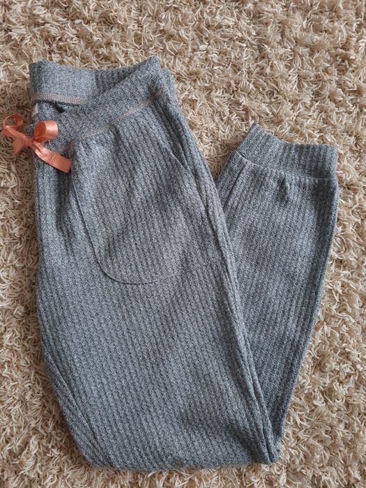 Прогулочний костюм