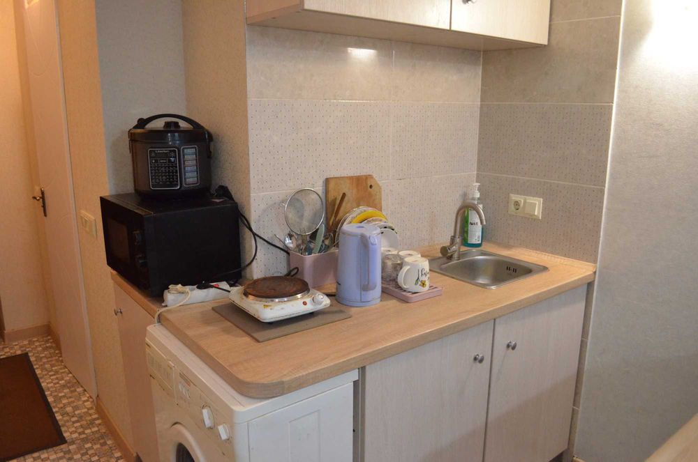 Борщаговка Святошинский. Квартира посуточно почасово Семьи Стешенкив 9