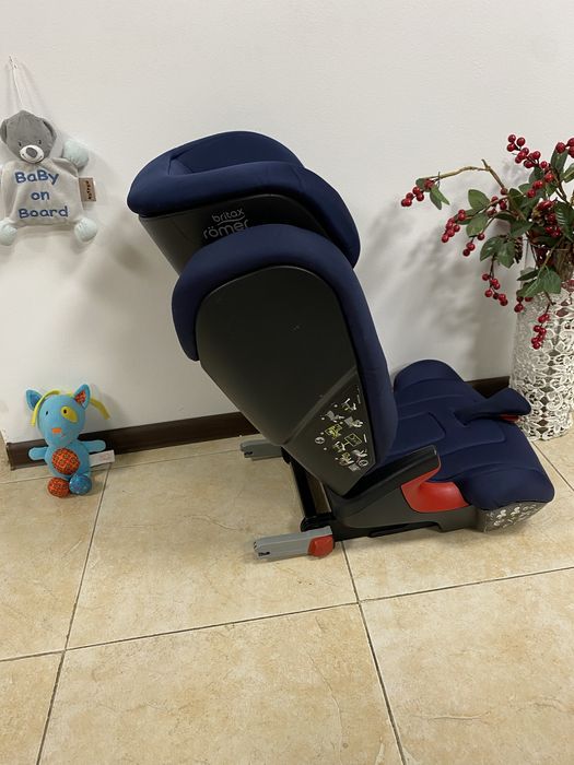 Автокрісло Britax Römer KIDFIX2 R Група 2/3 (15-36кг) бустер