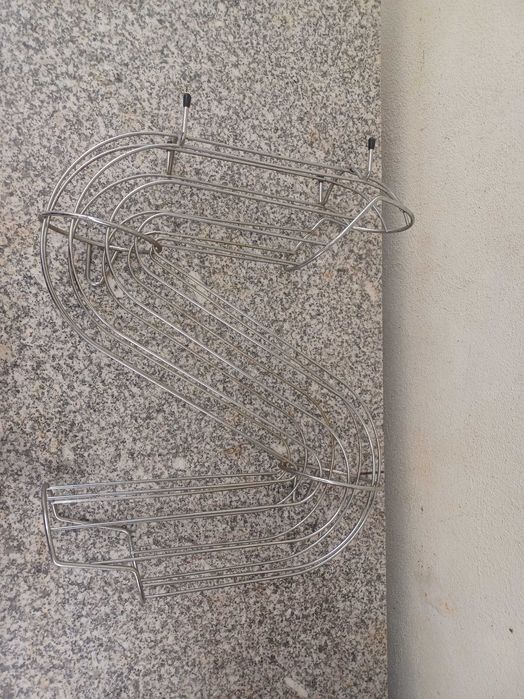 Suporte fruteira metálica para laranjas