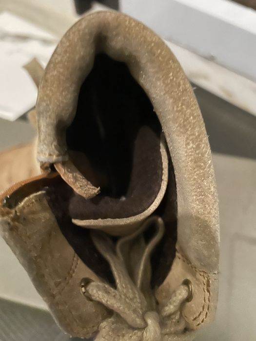 Взуття натуральне