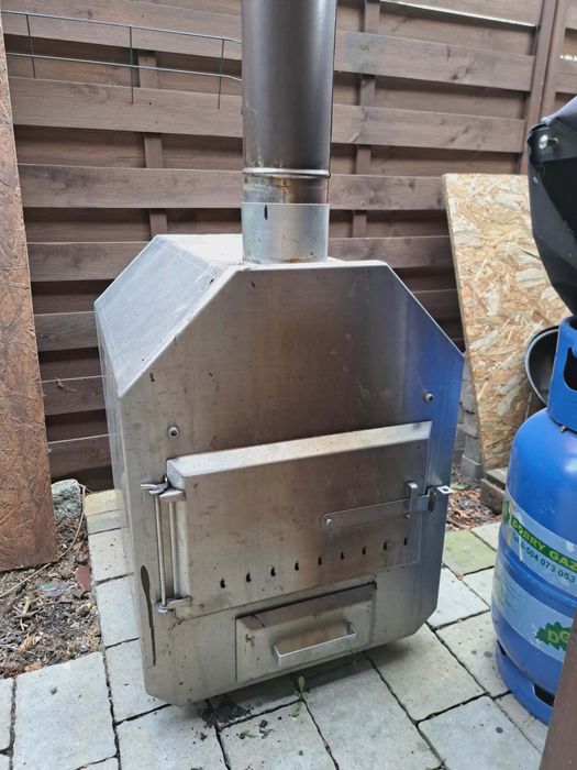 Piec ogrodowy / koza stalowa z kominem