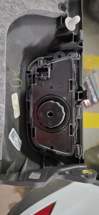 Włacznik świateł Audi Q5 FY używany sprawny