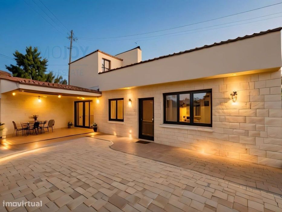 Simpática Moradia T3 para Venda em Portimão