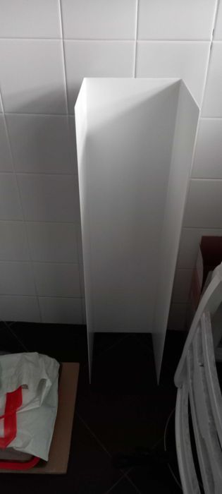 Prateleira metal ikea