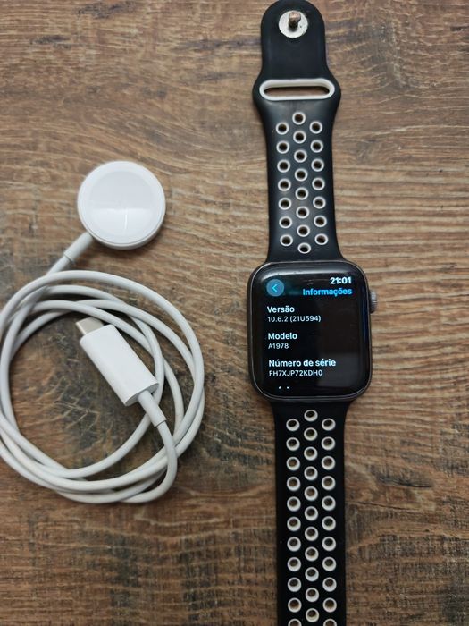 Apple Watch Serie 4 44MM Preto wifi Aceito Retom