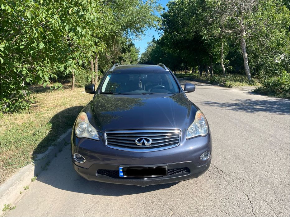 Продам Infiniti EX35