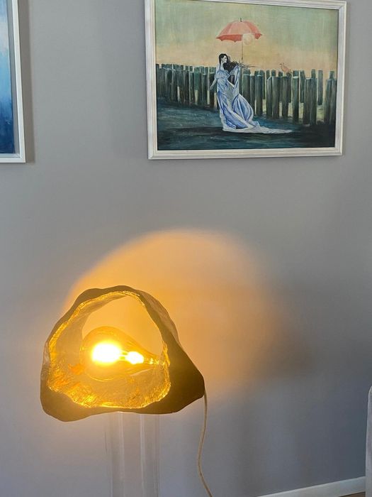 Lampa drewniana w stylu retro