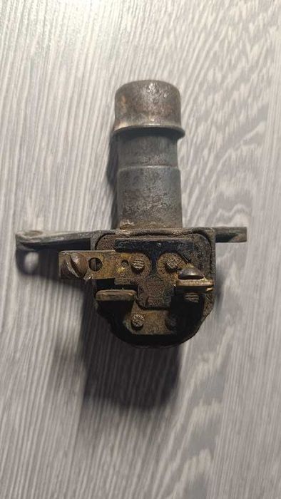 Продаю автомобильный переключатель света ножной П34 ЗиЛ-130, ГАЗ-53,66