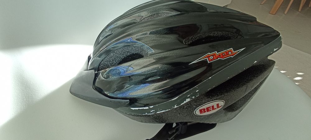 Capacete BELL UKON usado