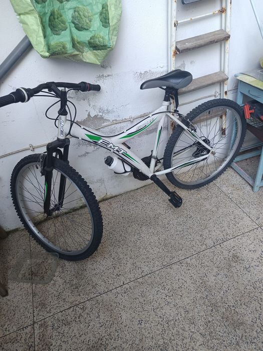 Vendo bicicleta de montanha