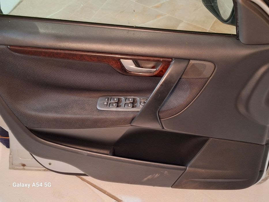 Volvo s60 I drzwi lewe przód 426-26