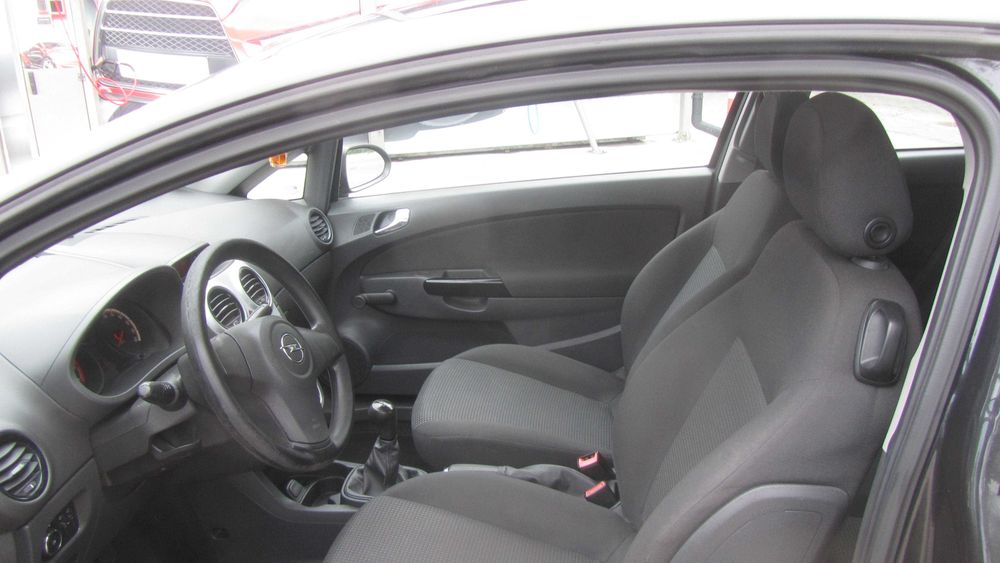 Opel Corsa 2012r 1,2 benzyna Ładny 200 tyś km