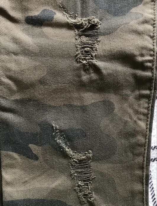 Джинси Bershka