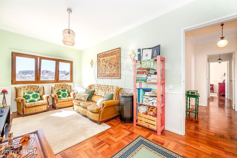 Apartamento T2 para venda — Queluz E Belas, Lisboa