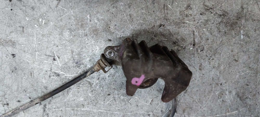 VW Golf IV Audi A3 8L Zacisk Hamulcowy Prawy Tylny Prawy Tył PT