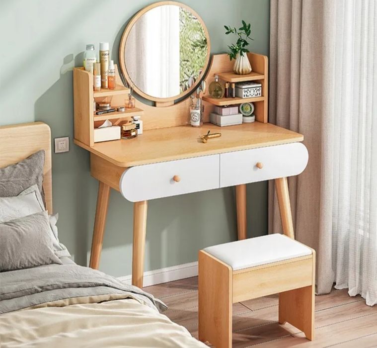 Toaletka biała drewna