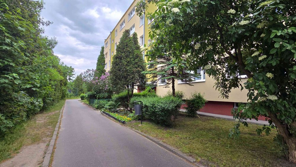Rezerwacja. Kawalerka z dużym balkonem