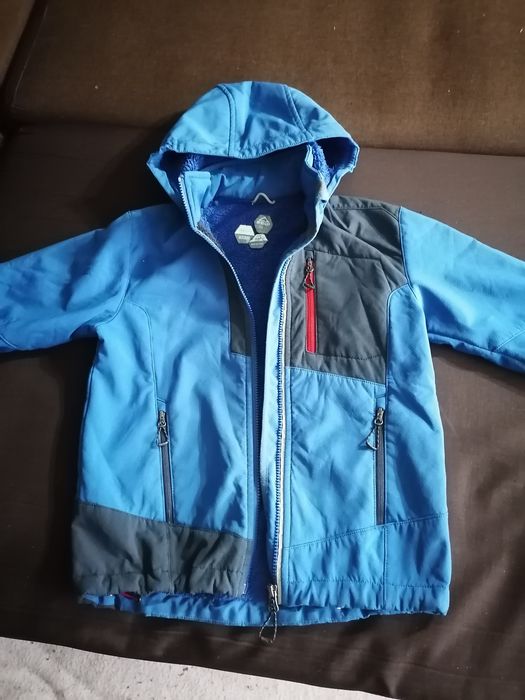 Классная весенняя курточка