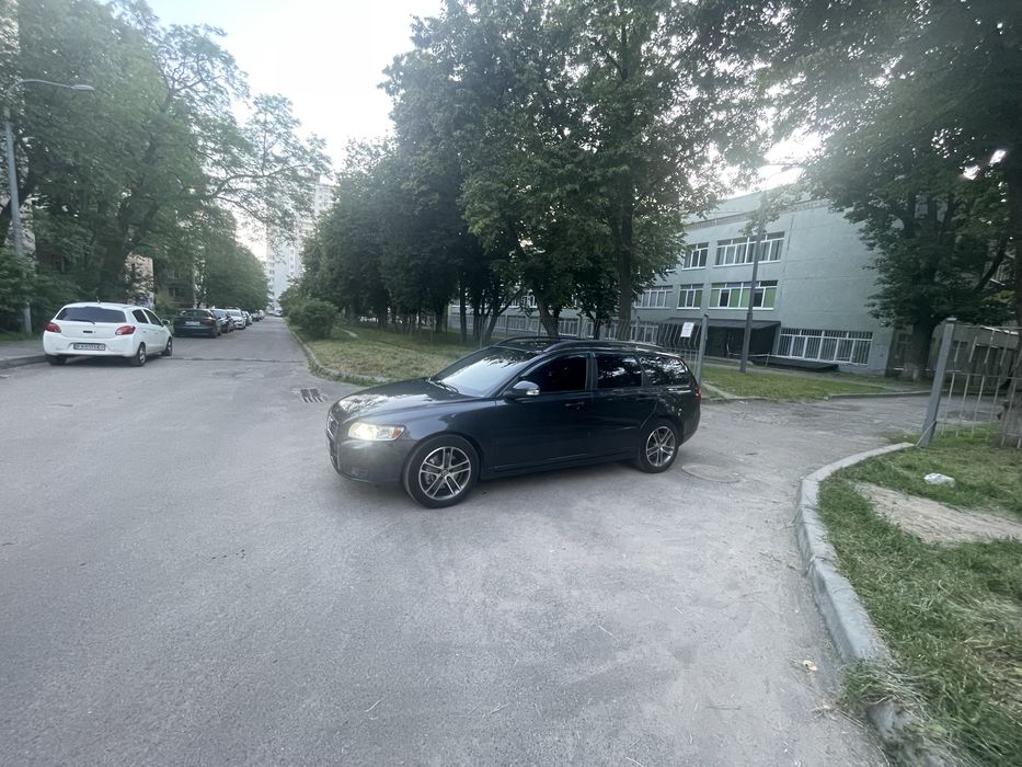 Volvo V50 2010 VIN YV1MW755BA2554775 фото оголошення 3 з 16