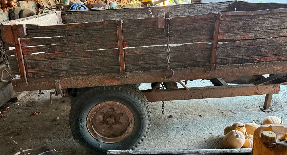 Reboque para trator sem matrícula