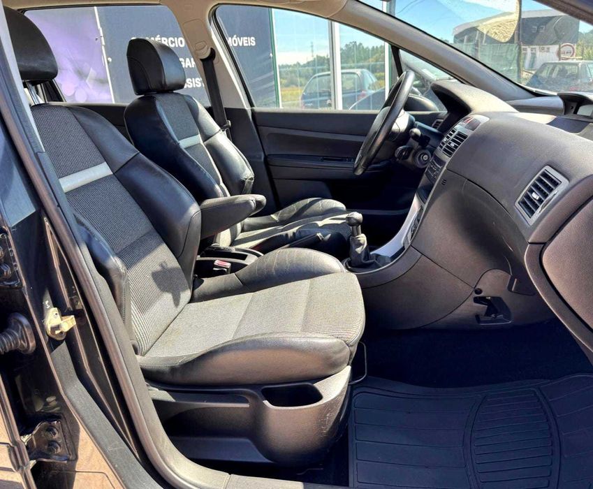 Peugeot 307 1.6 HDi- Garantia Incluída