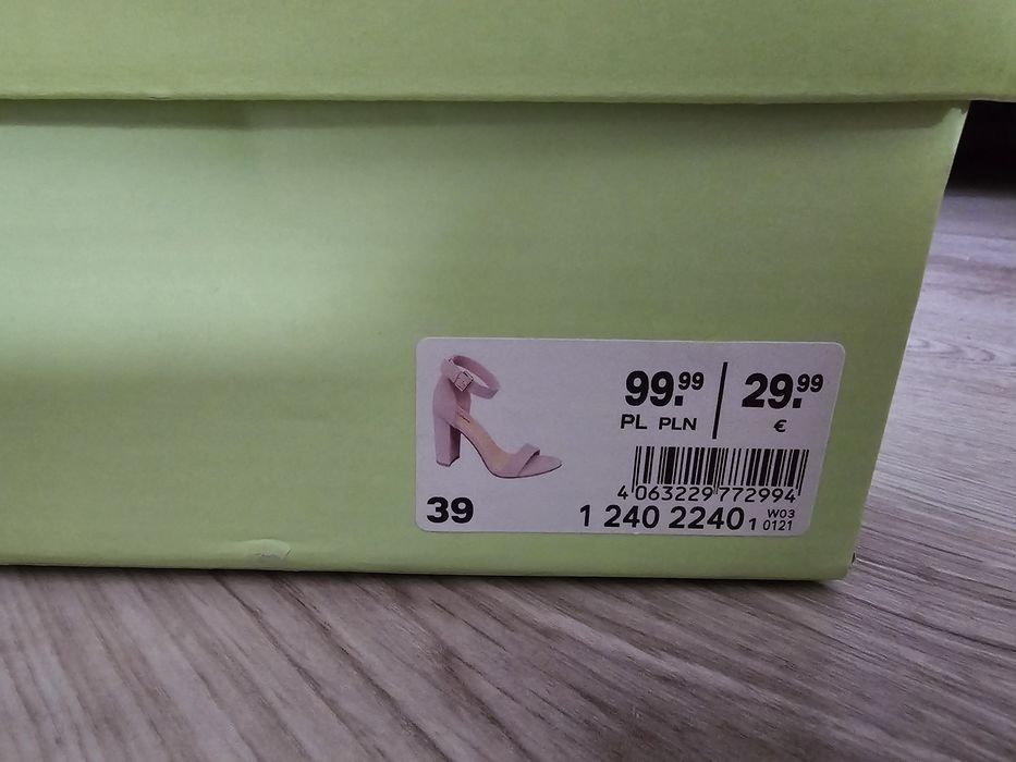 Sandałki Deichmann Graceland różowe na obcasie sandały