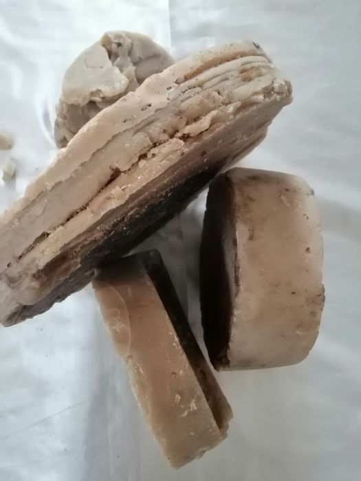 Віск бджолиний натуральний.