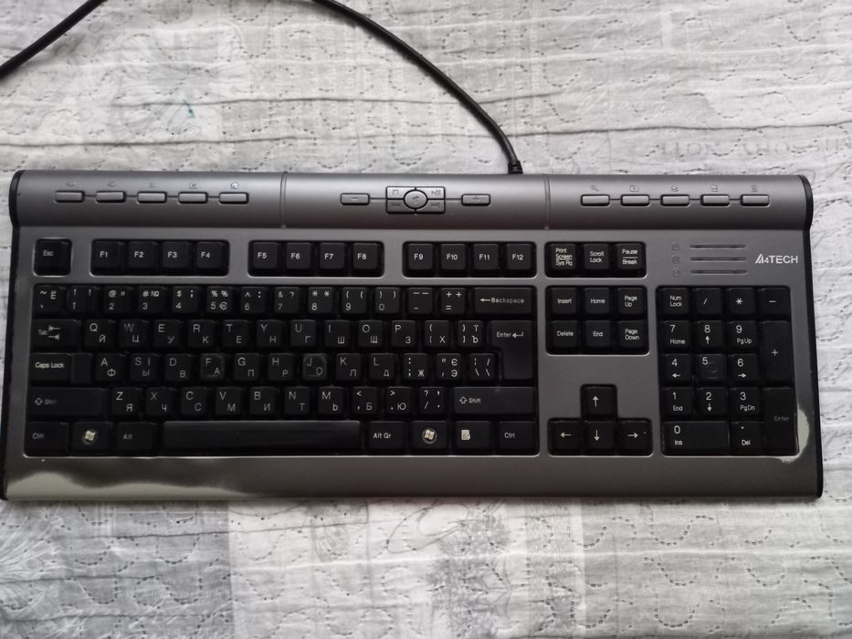 Ігрова дротова клавіатура A4Tech KL-7MU E16U 1401 USB