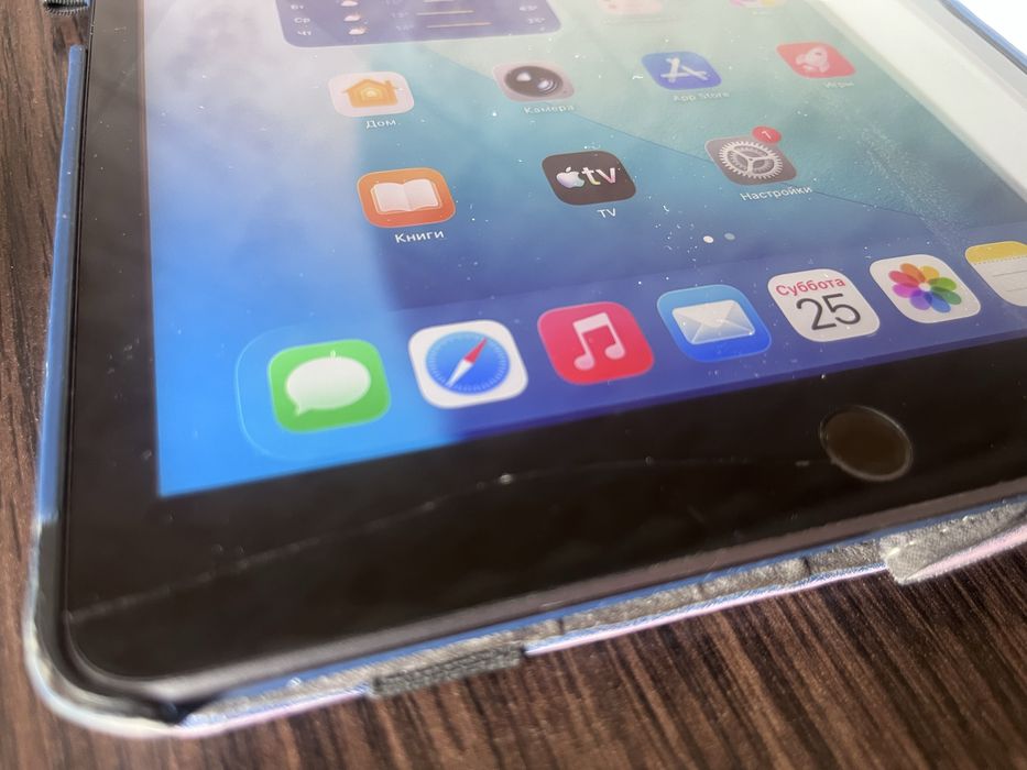 Apple iPad 9 (9-го покоління) 256GB Wi-Fi + Cellular