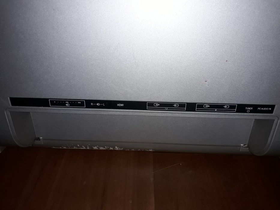 Televisor marca Mystral