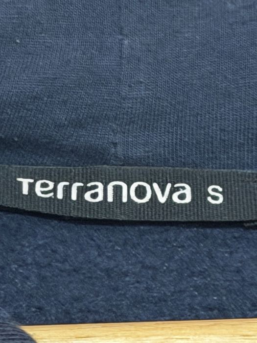 Granatowa bluza z lampasem i kapturem Terranova S