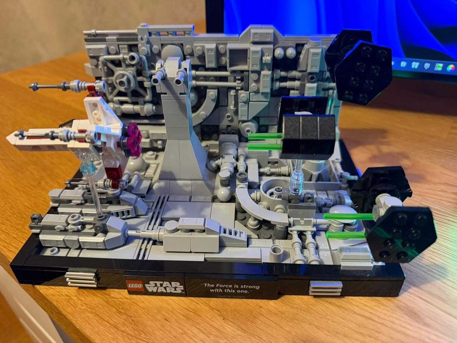 Lego Star Wars Death Star Trench Run 75329