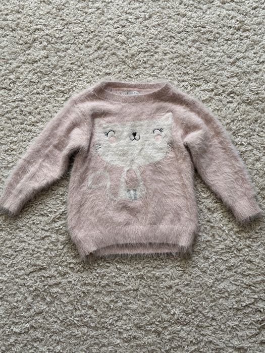 Дитячий светер для дівчинки