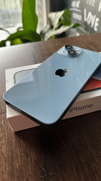 iPhone 14  128GB