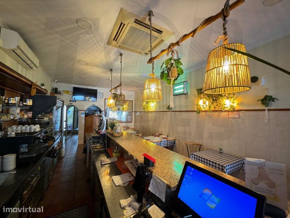 Churrasqueira +Apartamento T2- Salvaterra de Magos - 195.000€