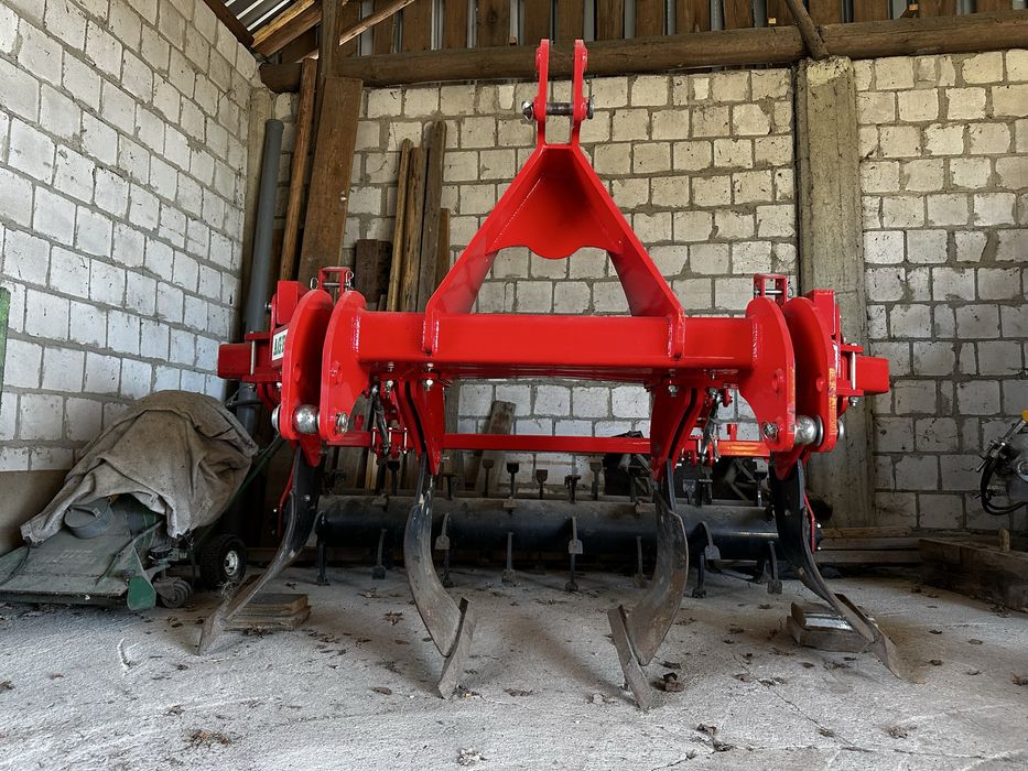 Głębosz typu Plow NOWY 4 łapy głęboszowanie+uprawa ścierniska
