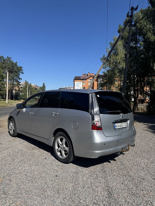 Mitsubishi Grandis 2,4 газ,автомат