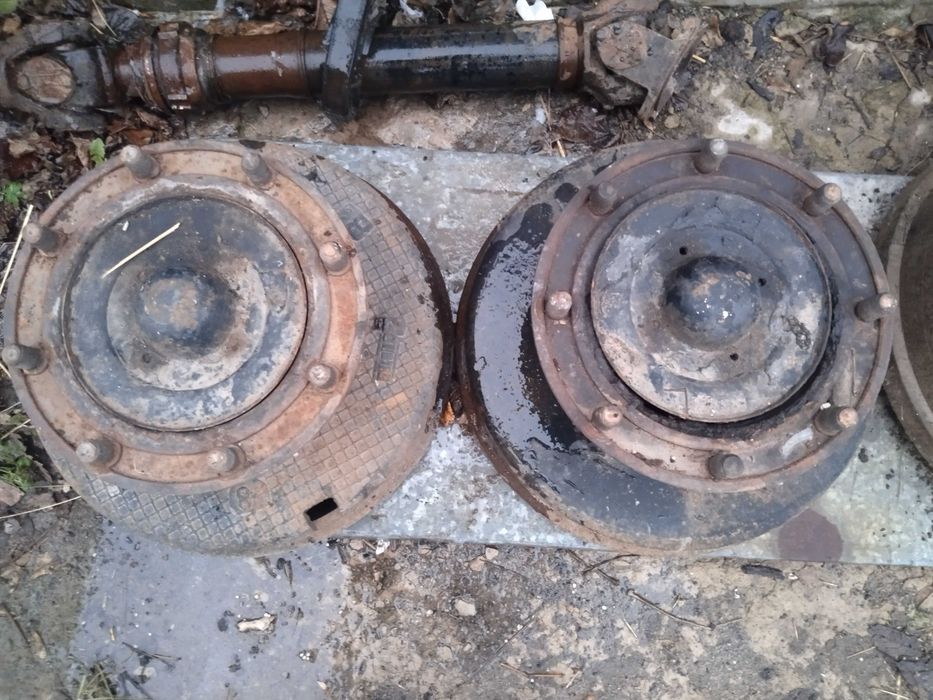 полуось c cтупицами заднего моста ЗИЛ 130