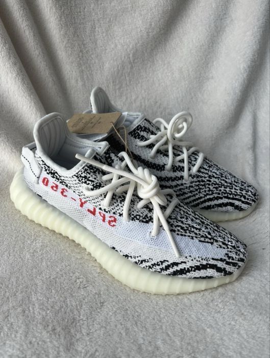 Adidas Yeezy 350V2 Zebra