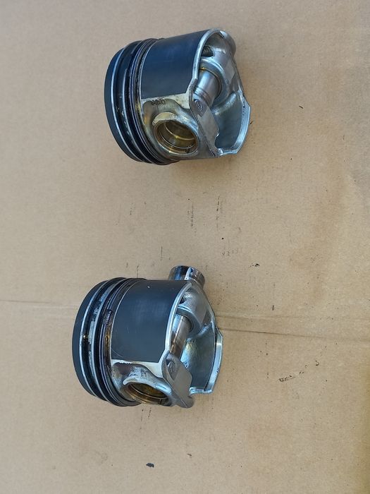 Продам поршня до двигуна атомобілівVW Skoda  audi зтип двигуна BMP 2.0